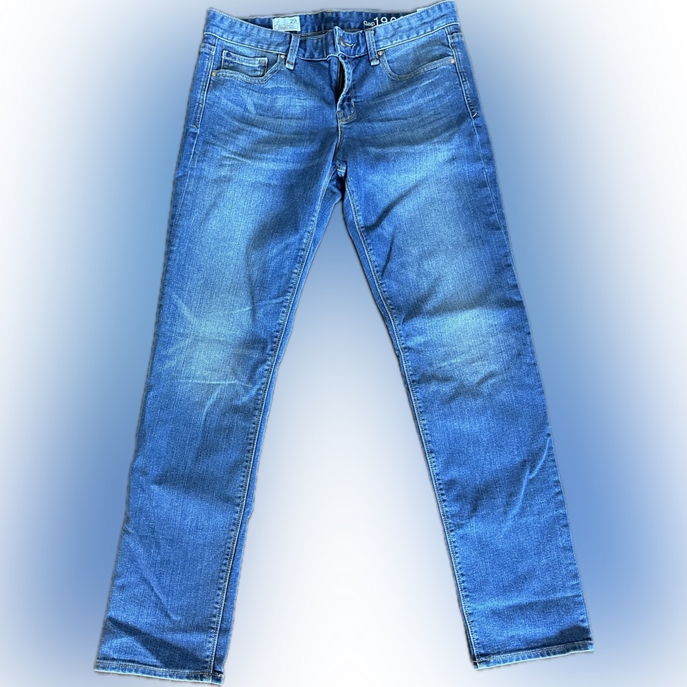 Gap Real Straight Low Rise Jeans NWT - Sz 8
